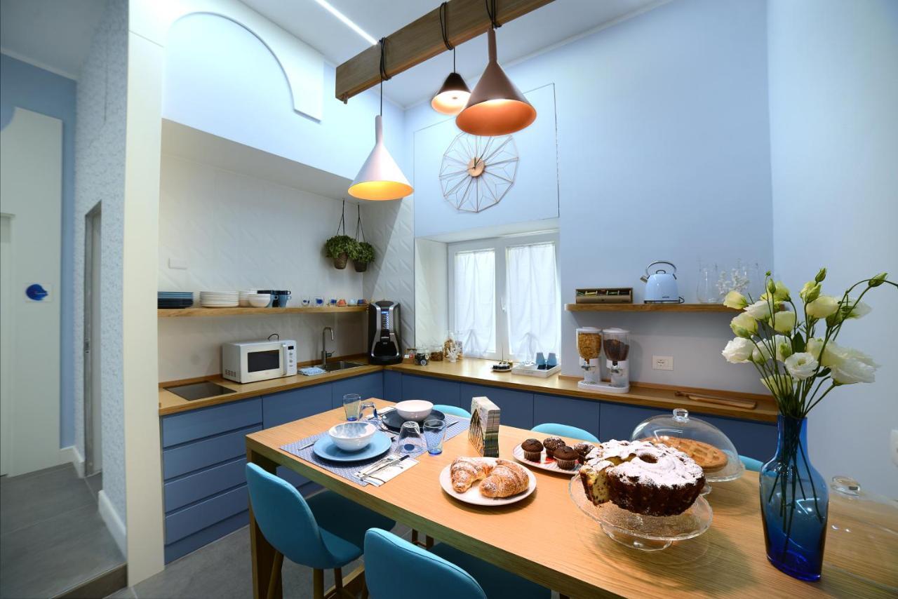 In Centro B&B Кастеламаре ди Стабия Екстериор снимка